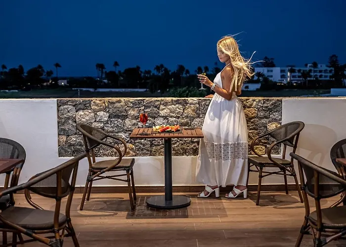 Pelopas Hotel Tigaki