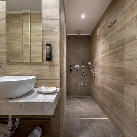 Szálloda Pelopas 4*