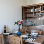 Pelopas Hotel
