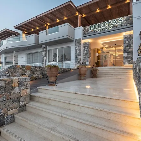 Pelopas 4*