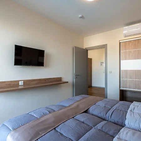 Pelopas Hotel 4*