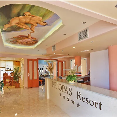 Pelopas Hotel 4*